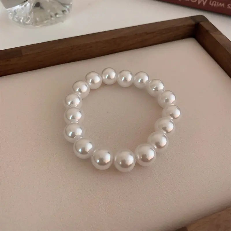 Elegant White Faux Pearl Beaded Bracelet For Women Adjustable Elastic Rope Luxury Jewelry