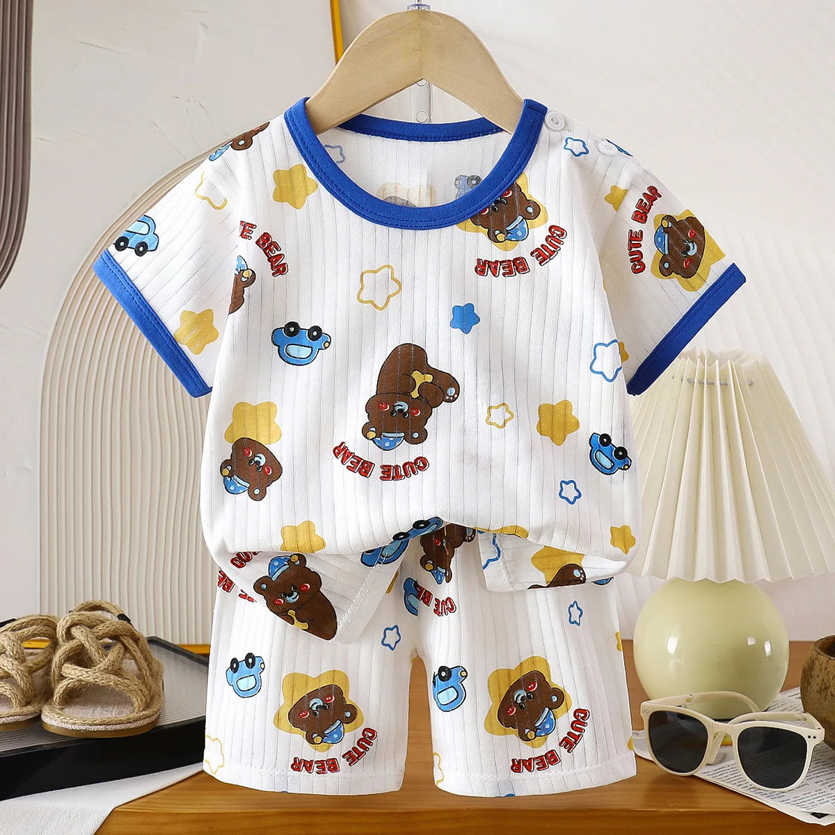 Children's 2-Piece Summer T-Shirt and Shorts Set - Animal Print