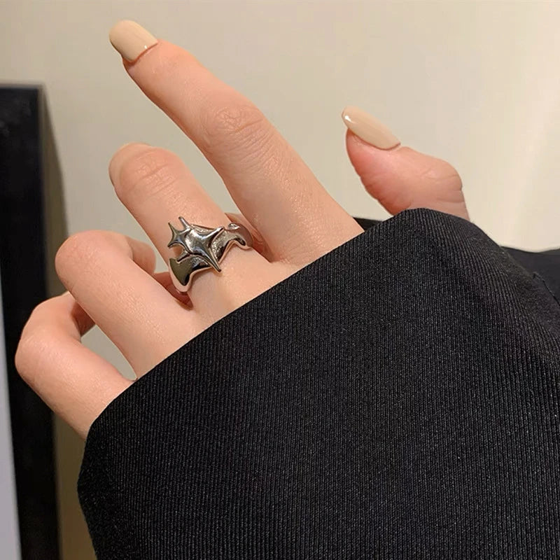 Punk Harajuku Goth Thorns Black Silver Color Irregular Heart Cross Open Ring For Women'S Men Lover Vintage 90S Y2K Grunge Jewely