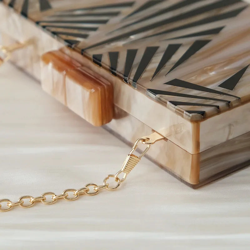 New Trendy Handbag Fashion Women Bag Brown Striped Acrylic Luxury Party Evening Bag Woman Cute Wedding Box Vintage Clutch Purse