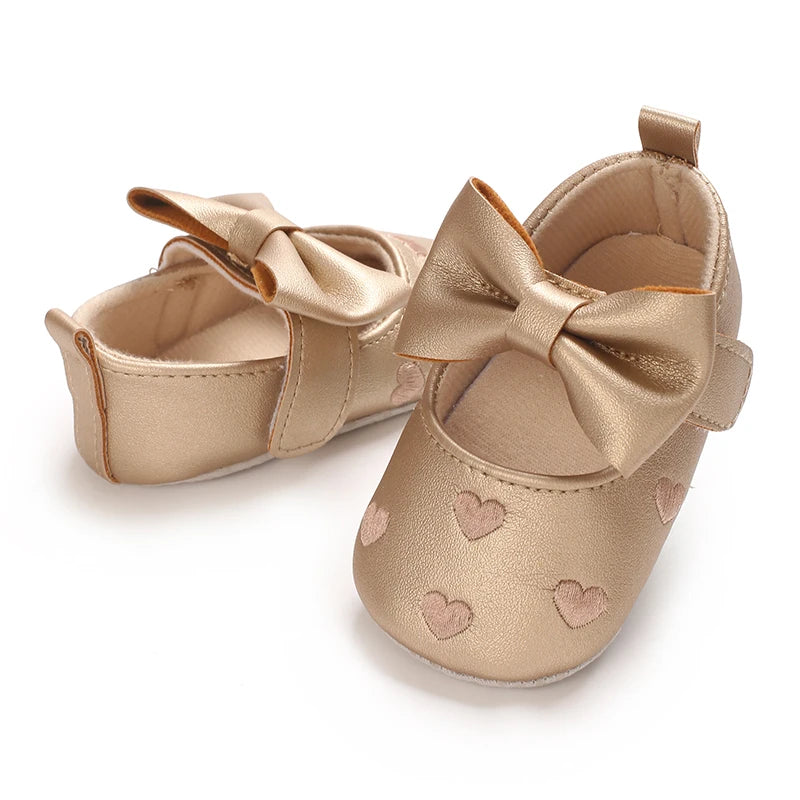 Baby Girl Classic Dress Shoes 0-18M Cute Bow Knot Heart First Walkers Soft Sole Comfortable Newborn Infant