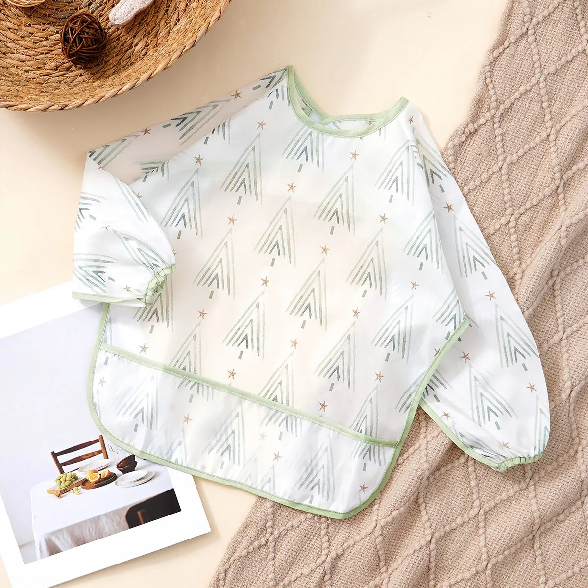 Elinfant Long Sleeve Waterproof Feeding Bibs for Babies Easy Clean Washable Burp Cloth