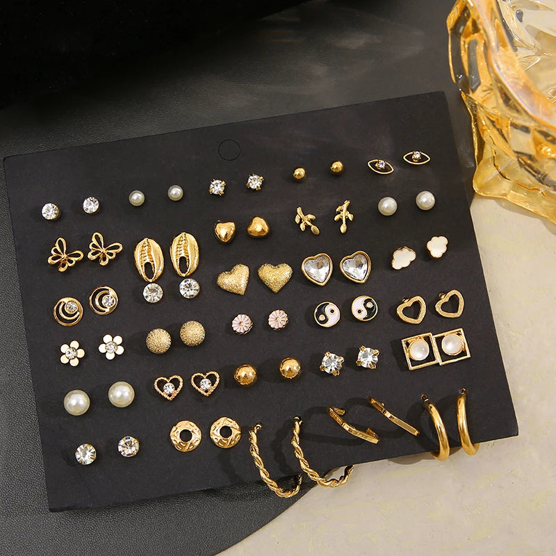 Pendientes de joyería de oro para mujer, elegantes aretes de mariposa vintage, corazón, perlas, cristales, aretes de tuerca, 40 unidades, estilo coreano