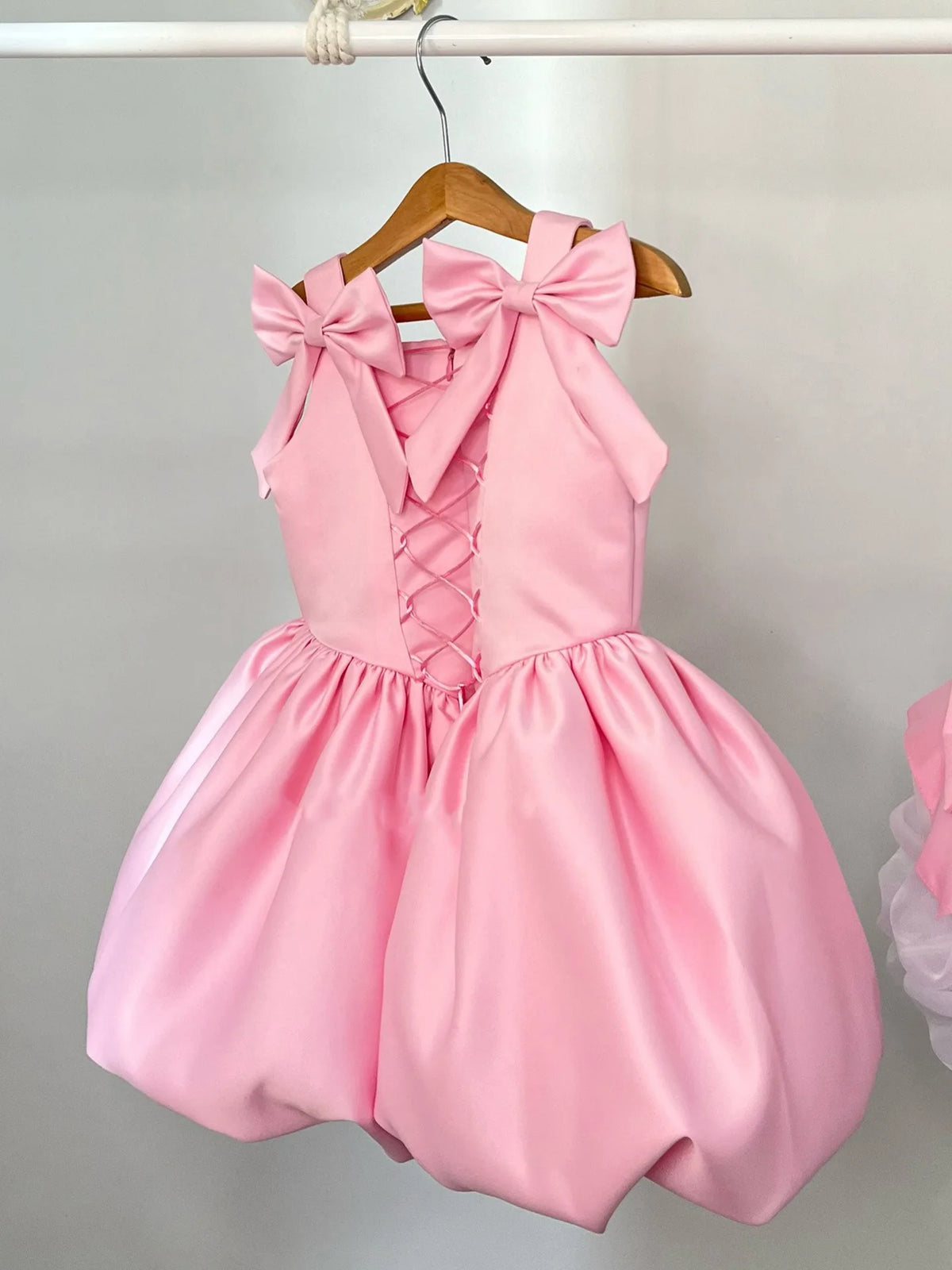 HETISO Girls Elegant Satin Vintage Dresses Cute Solid Pink Sky Blue Flower Kids Birthday Holiday Wedding Party Ball Gown