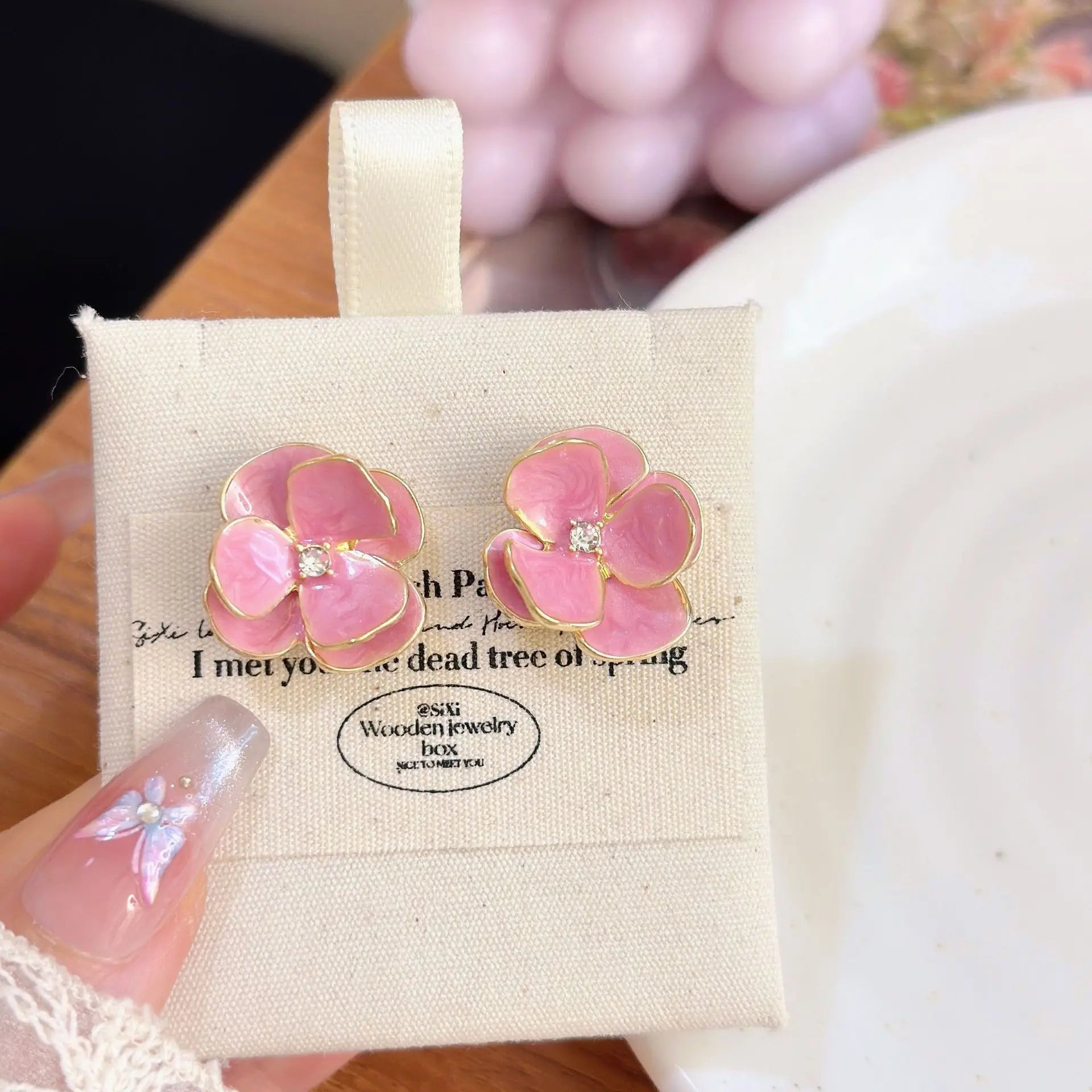 New Fashion Sweet Design Spring/Summer Blue Pink Enamel Flower Light Luxury High End Earrings Gifts For Women'S Jewelry