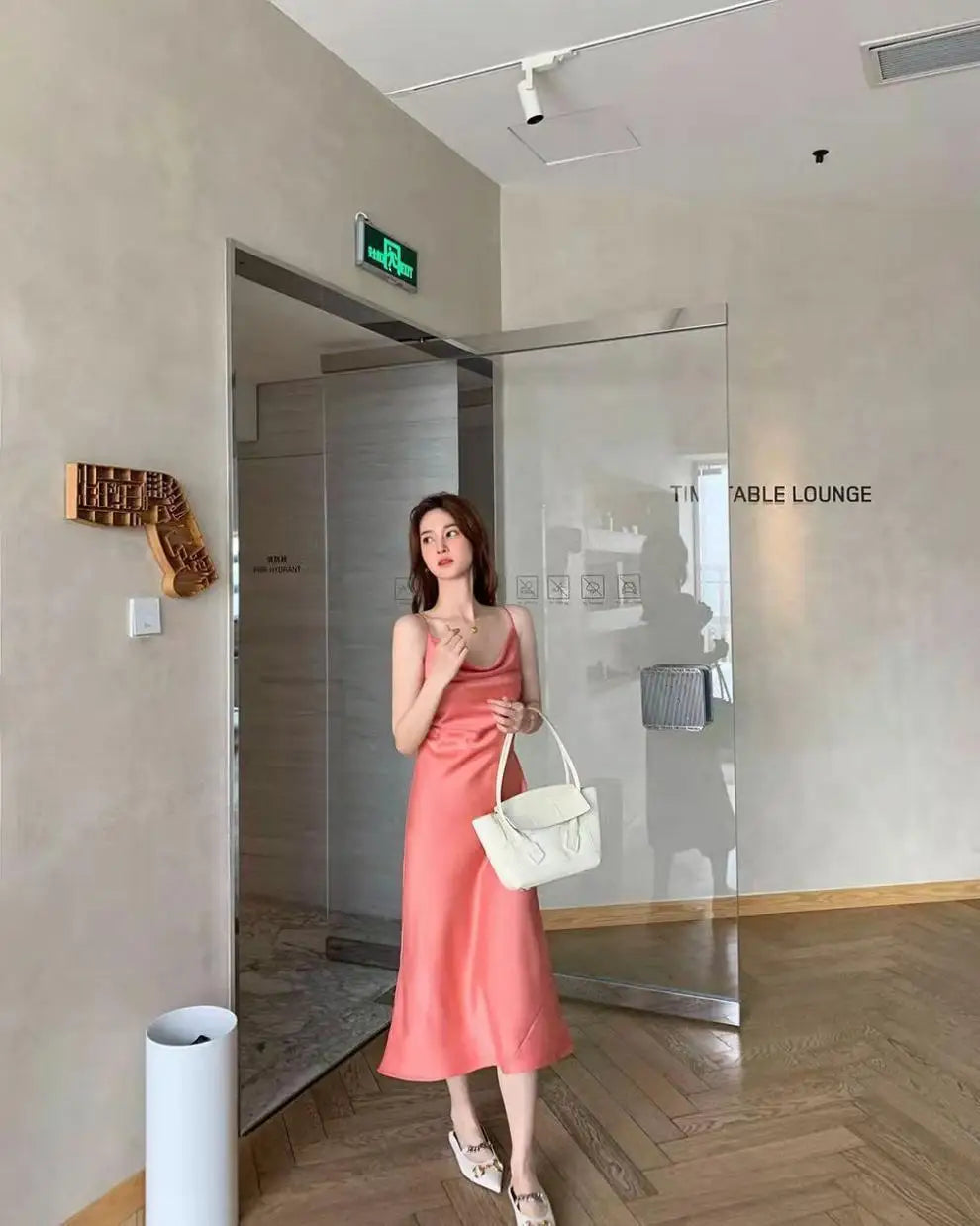 Slimming A-Line Midi Dress Women's Summer 2026 New Style Drapey Strapless Gown Gentle Wind Long Dress Polyester Solid Color
