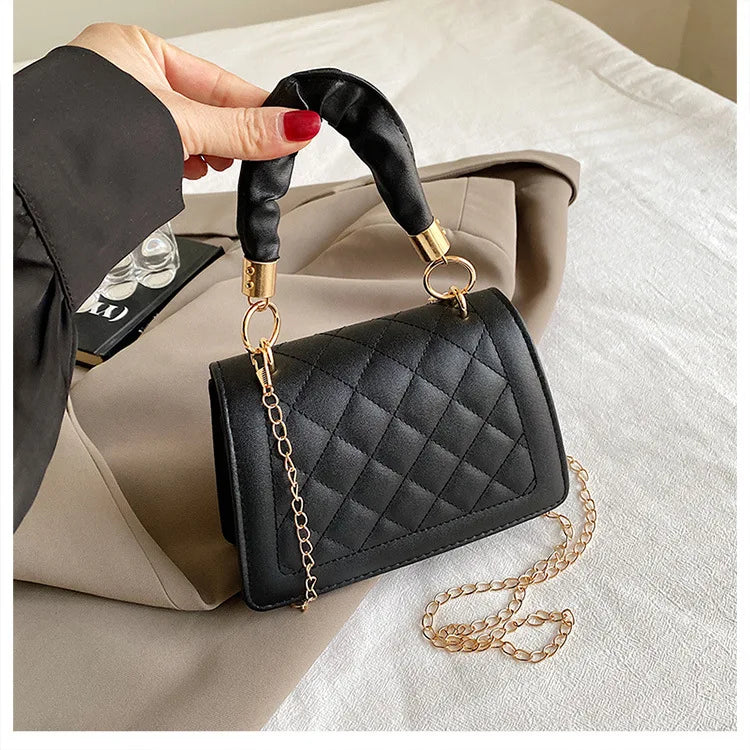 Elegant Women Quilted Top Handle Bags with Gold Chain Strap Ruched Handbag Fashion Lock Crossbody Bag Chic Mini Shoulder Purse