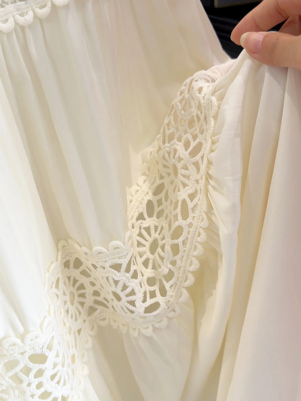 Korean-Style White Cake-Tier Skirt Women's Spring/Summer New Arrival Lace Cutout Patchwork Cotton Elegant Midi Skirt