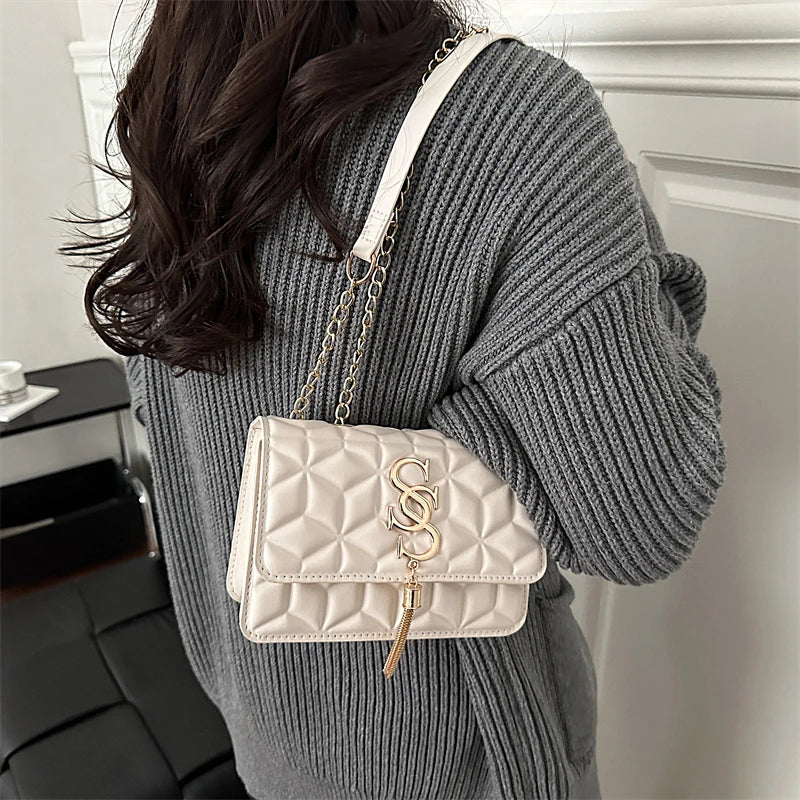 Fashionable Small Fragrant Style Argyle Quilted Small Square Bag Metal Letter Tassel Diagonal Cross Bag Commuter Shoulder Bag