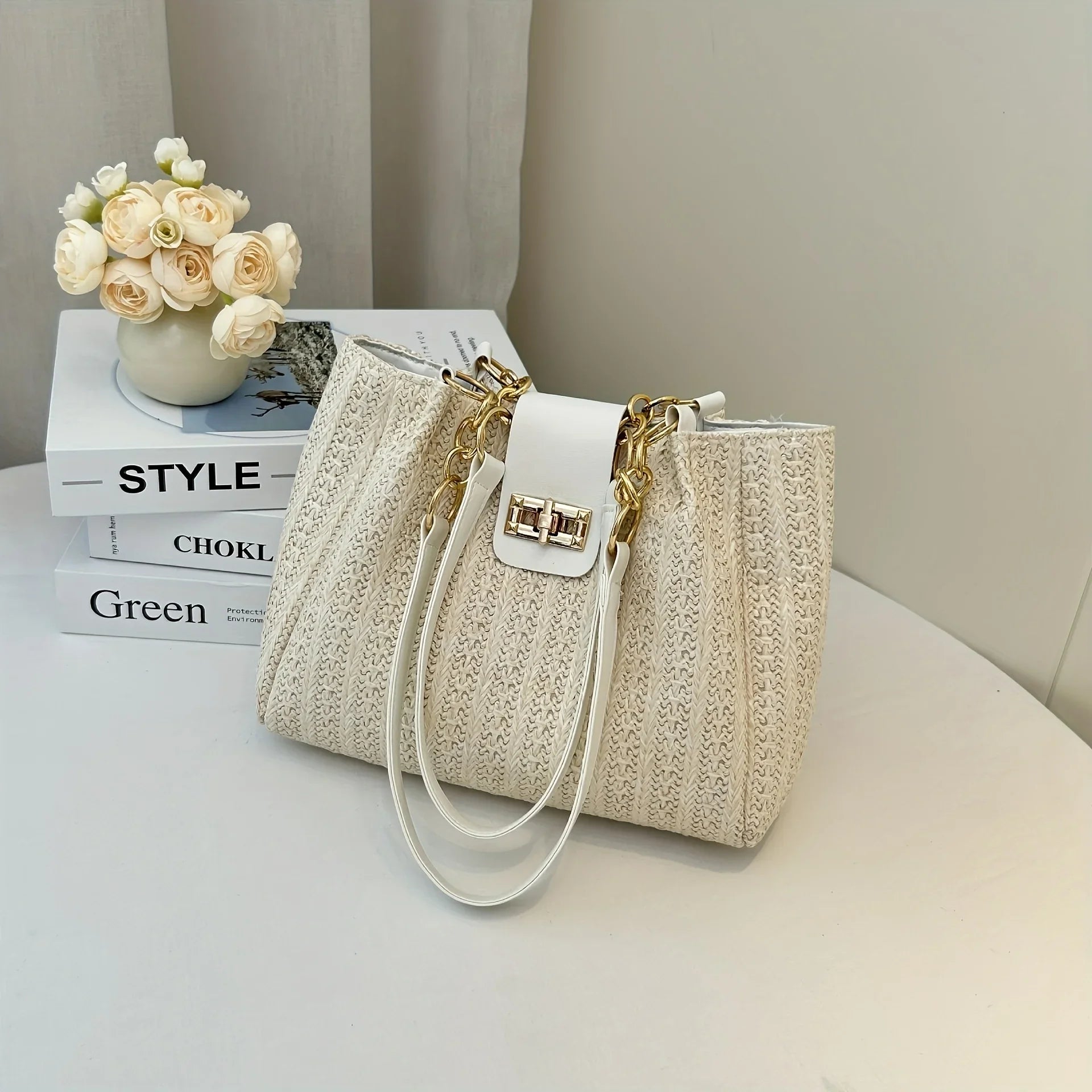 Grass Woven Patchwork Leather Korean Version Shoulder Bag Fashionable Women's Woven Handbag Suitable for Beach Parties Occasion
