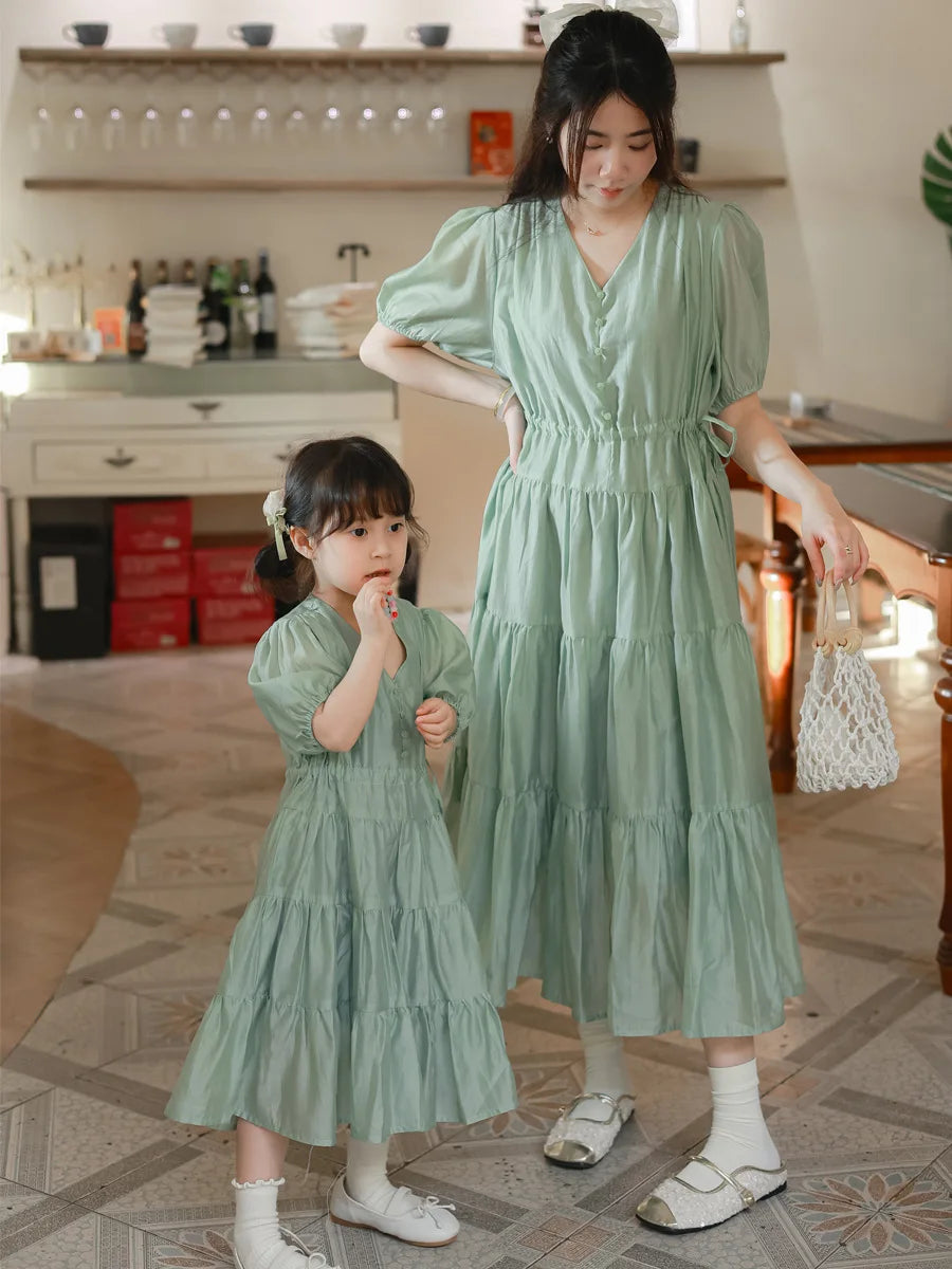 Family Matching Clothes Summer Dress Mother Daughter Solid Short Sleeve Dress Women Elegant Dress Girl Birthday Dress