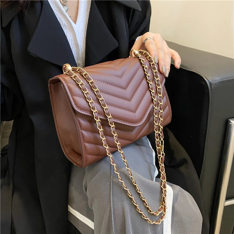 Fashionable Elegant Argyle Quilted Small Square Bag Woven Chain Magnetic Suction Buckle Diagonal Cross Bag Commuter Shoulder Bag