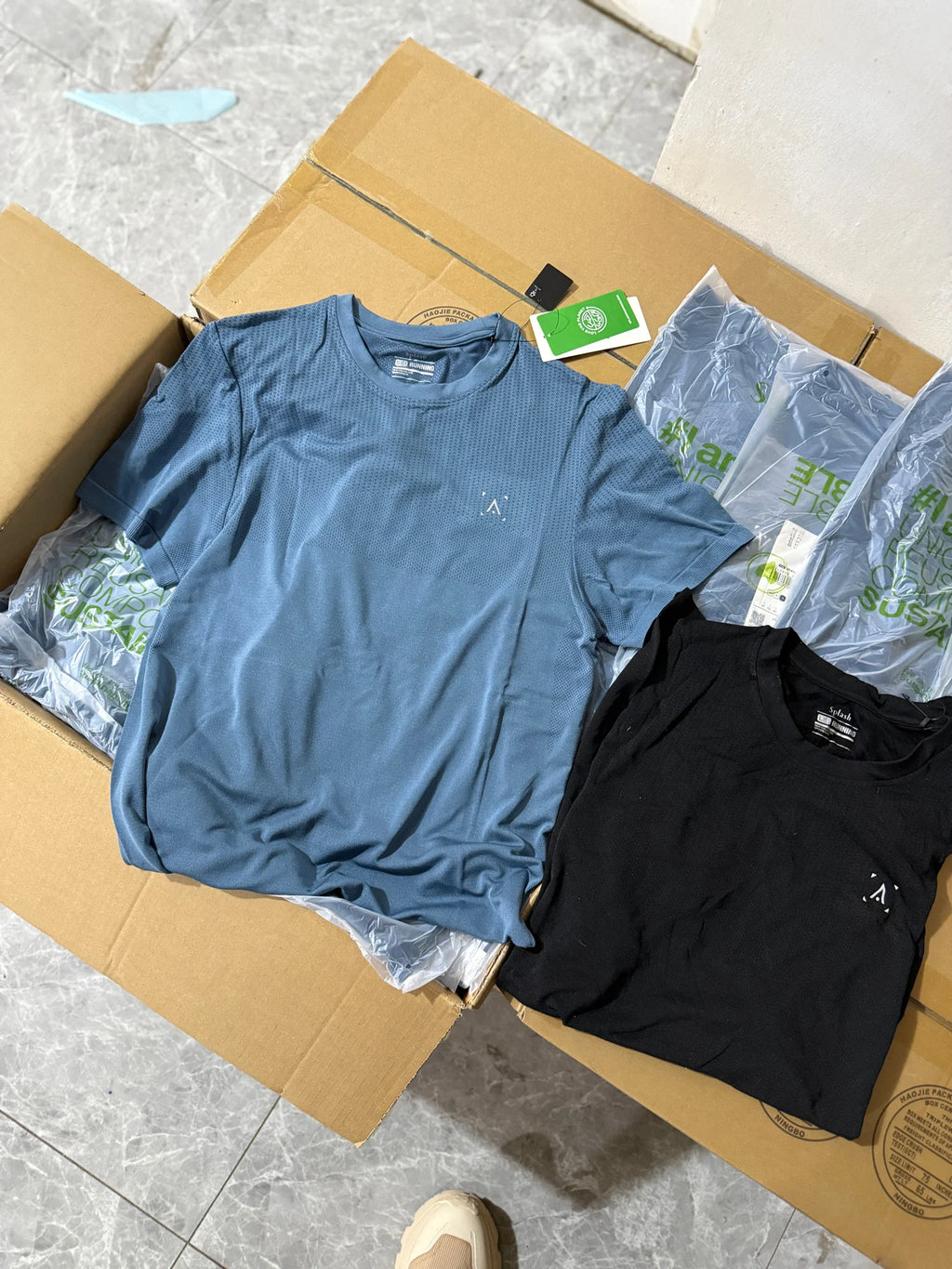 Outdoor Sports Men's T-Shirt Quick Dry Anti-Sweat Reflective Laser Perforated Short Sleeve Ultra Light Breathable Comfortable