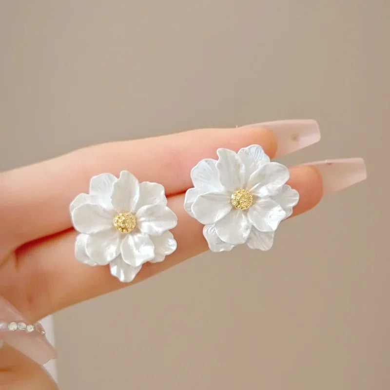 New Fashion Sweet Design Spring/Summer Blue Pink Enamel Flower Light Luxury High End Earrings Gifts For Women'S Jewelry