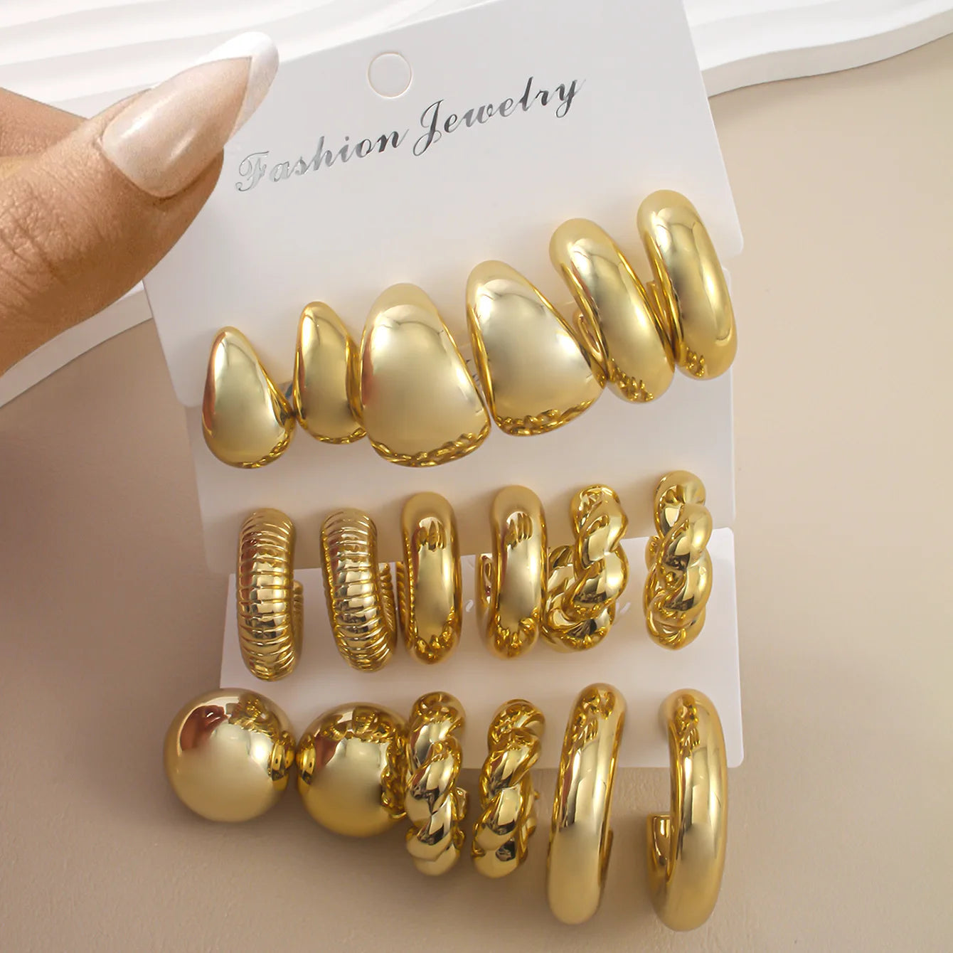 Punk Exaggerated CCB Water Drop Stud Earrings Vintage Irregular C-shaped Hoop Earring Stylish Women's Daily Party Jewelry