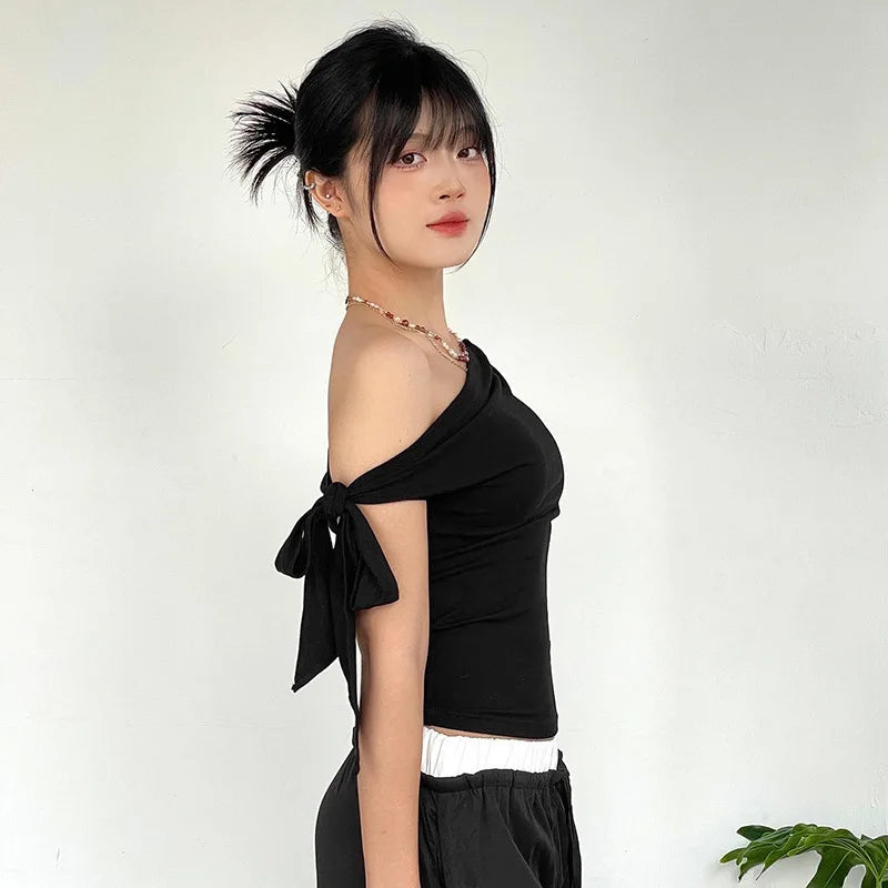 Women's Summer One-Shoulder Crop Top Asymmetric Pleated Design Backless Twist Tie Casual T-Shirt for 2025 Fashion Ins Style