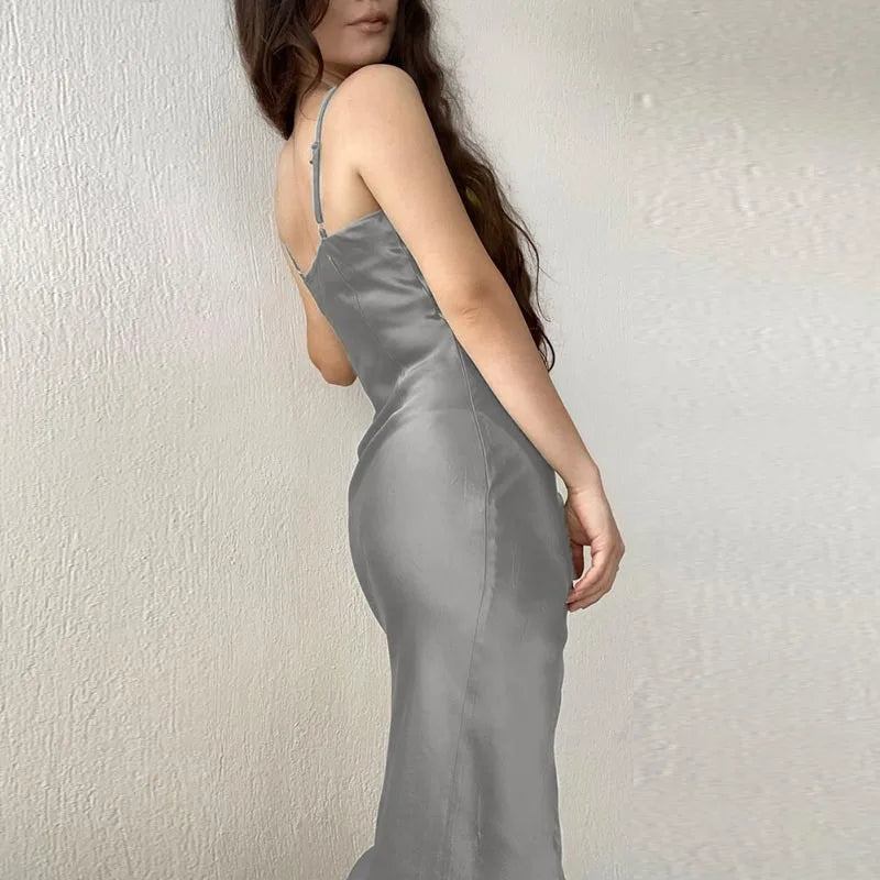 Women's Spring New Strap Women's Dress, European and American High End Sexy Spicy Girl, Low Cut Satin Split Back