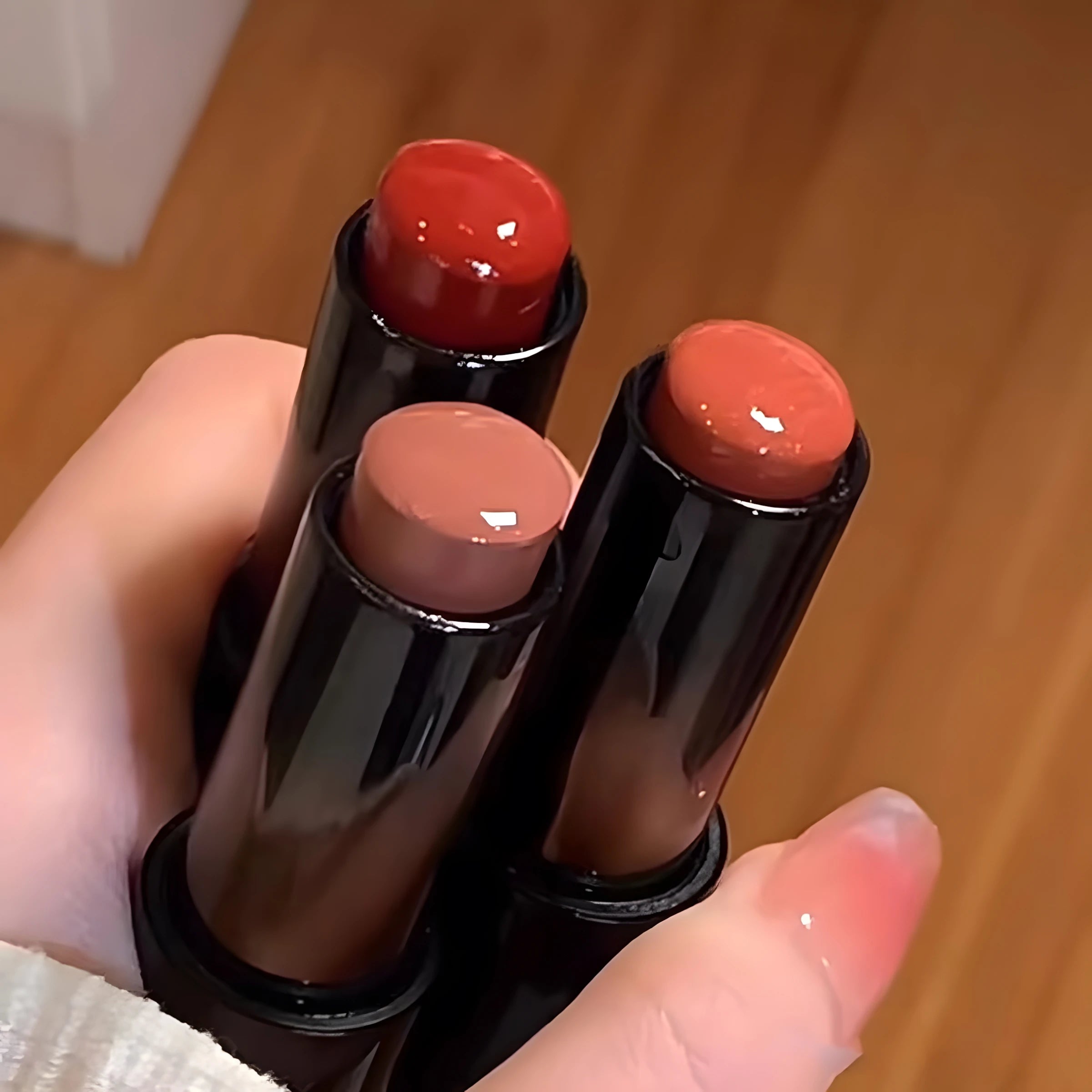 Lipstick Red Brown Lipstick Waterproof Moisturizing Mirror Lip Gloss Natural Long-Lasting Makeup Valentine's Day Gift