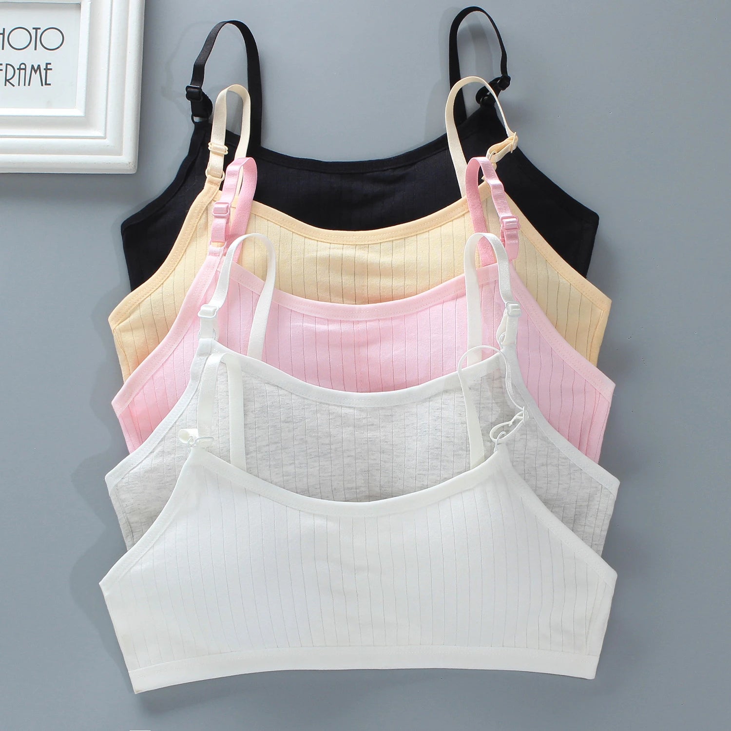 1PC New Teenage Girls Small Bras Back Buckle Young Children Underwears Student Girls Solid Kids Sports Training Bra Padded Vests