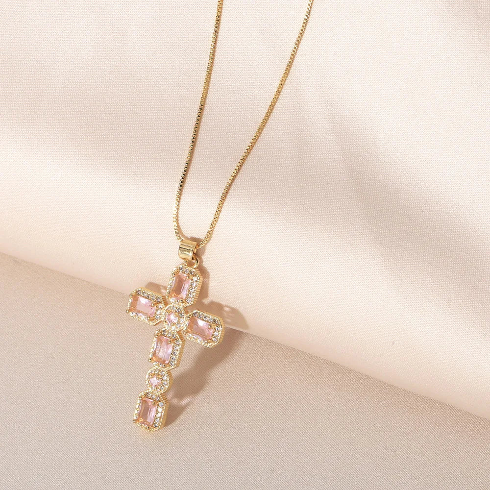 Flola Women'S Crystal Cross Necklaces Multicolor Luxury Pendant Necklaces Christian Copper Gold Plated Religious Jewelry Nkeb775