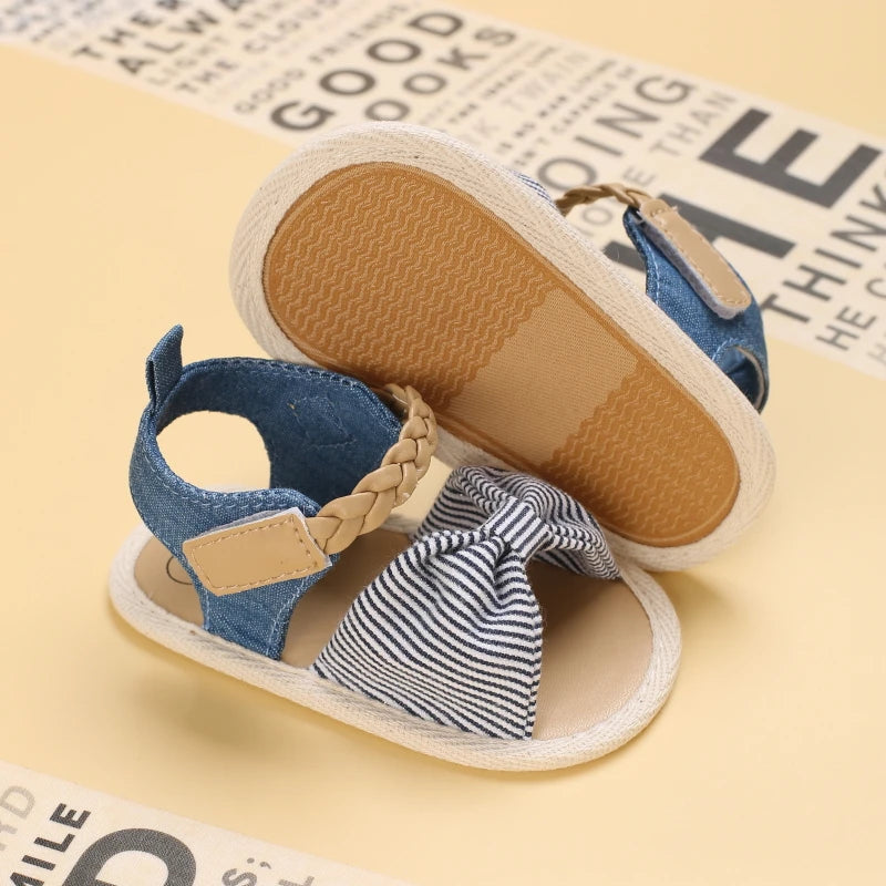 2025 Infant Baby Girls Summer Sandals with Flower Bowknot Soft Sole Wedding Dress Flats Newborn First Walkers Crib Dress Shoes