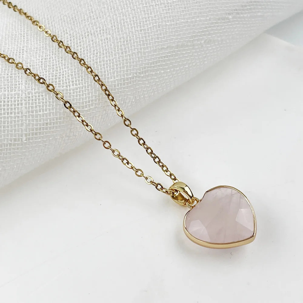 Natural Crystal Stone Heart Shaped Pendant Necklace For Women'S Stainless Steel Chain Strawberry Quartz Pendulum Choker Jewelry