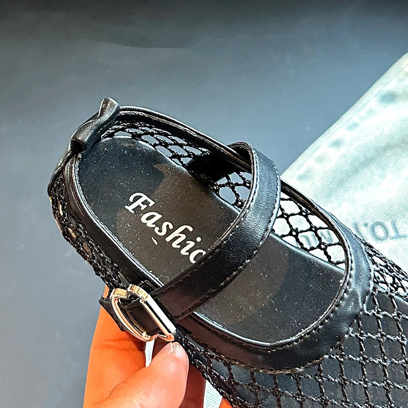 Children's Perforated Mesh Slip-on Shoes New Beige Breathable Boys' Girls' Leather Shoes Pink Soft Anti-slip Kids Baby Sandals
