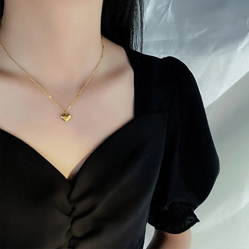 1Pcs Gold-Color Necklace Ms Fashion Peach Heart Engraved Love Collarbone Chain Holiday Gifts