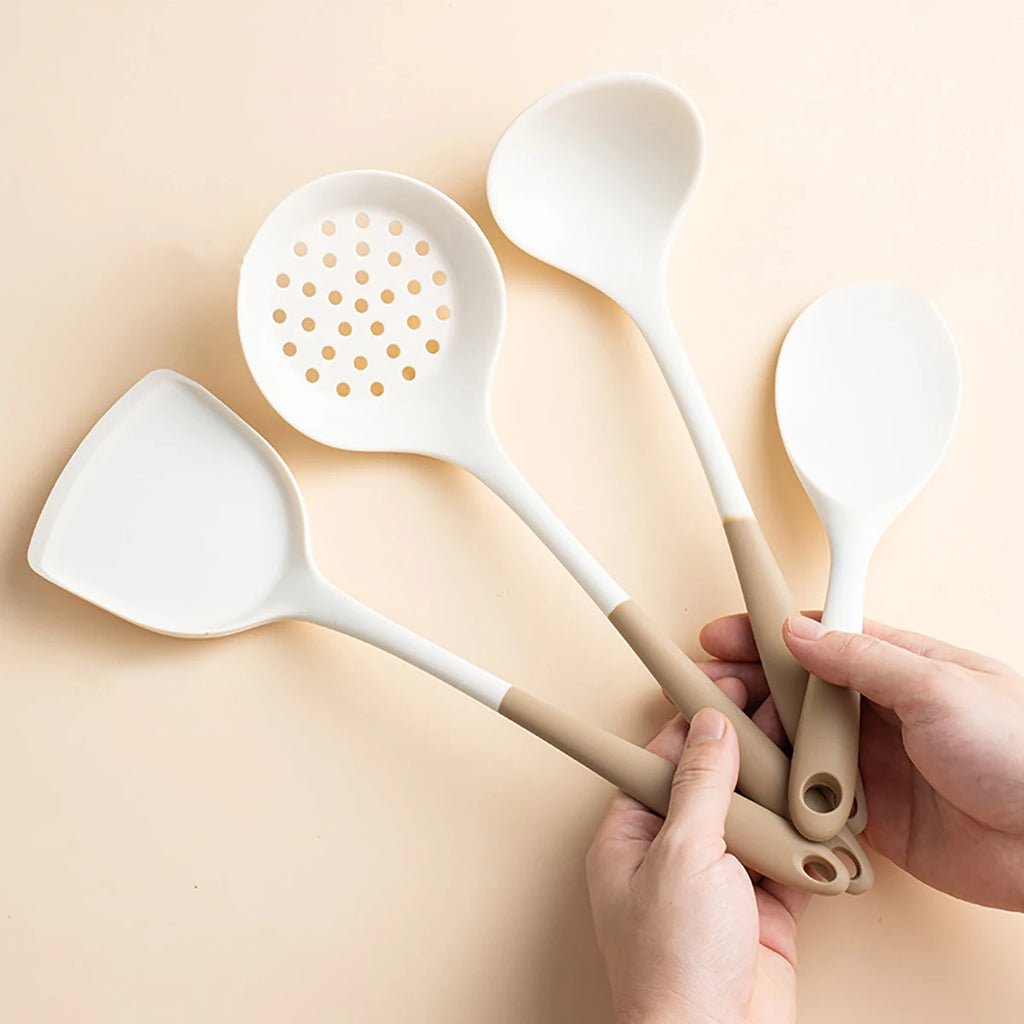 4pcs Silicone Kitchenware Utensils Set Pot Shovel Leaky Spoon Soup Spoon Ladle Cooking Set Party Home Kitchen Tools