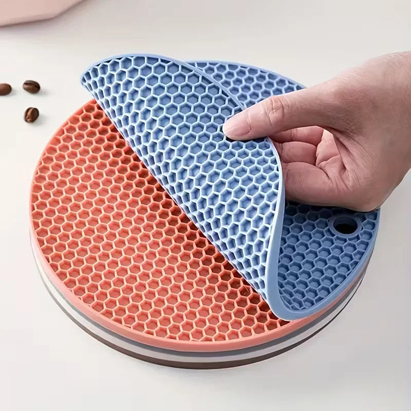 4 salvamanteles redondos de cocina, alfombrillas reutilizables resistentes al calor para proteger la mesa debajo de utensilios de cocina y platos calientes