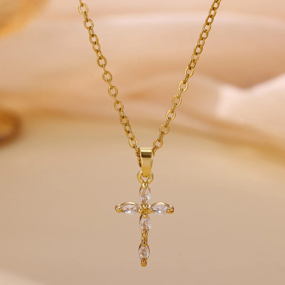 Colorful Shiny Cubic Zirconia Cross Pendant Necklaces For Women'S Gold Color Delicate Fashion Collar Jewelry