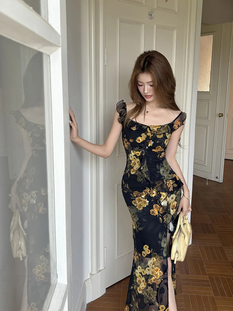 Summer 2026 Women's Long Sleeveless Dress Halter Neck Print Gauze Edge Split Fashionable Slim Fit Street Style High Waist