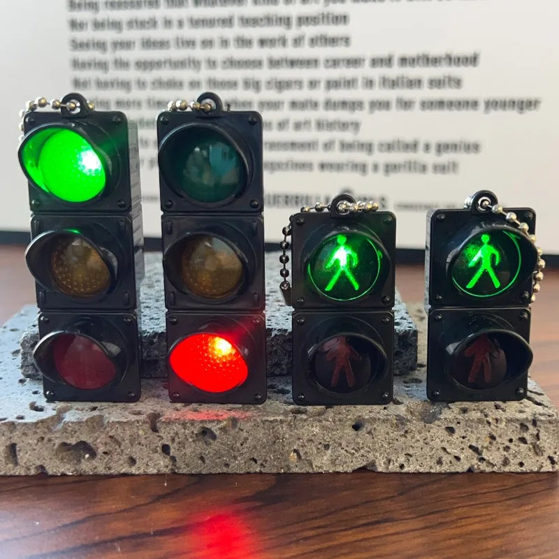 New Signal Traffic Light Keyring LED Pedestrian Safety Light Keychains Pendant Key Ring for Backpack Key Drivers Car Accessories