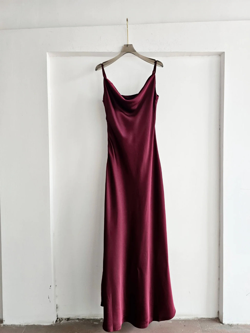 Acetate Satin Long Dress Women's Vacation Gown U-Neck Strapless Luxury Elegant Draped Skirt Three-Dimensional Effect Dyed