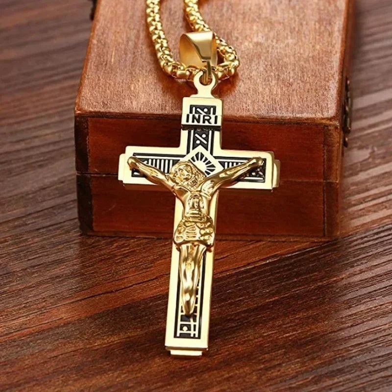 Christian Jesus Portrait Iced Out Necklace Pendant For Men And Women Cross Catholic Amulet Jewelry