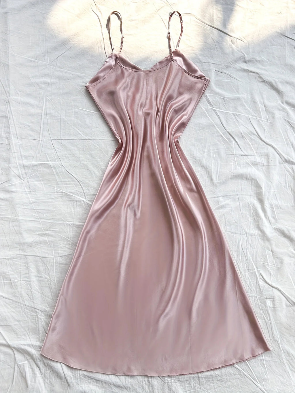 Women's Elegant Solid Color Satin Nightgown V-Neck Midi Summer Lightweight Sexy Strappy Loungewear Soft Luxurious Bright