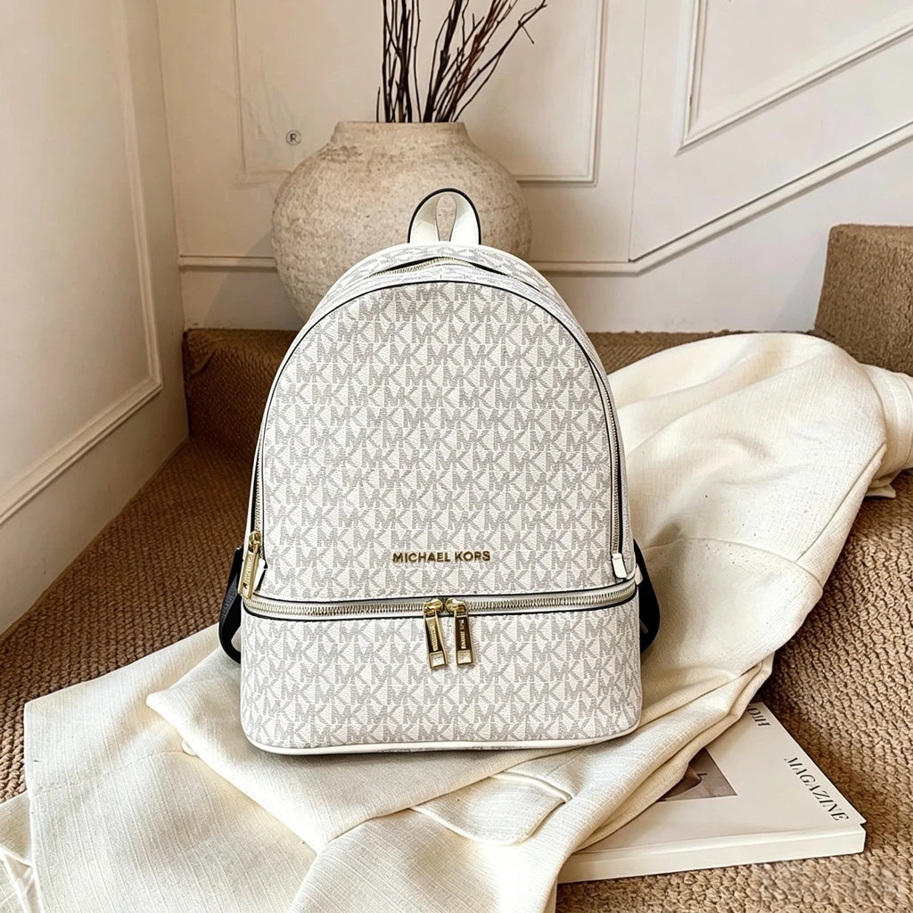Brand new design Michael Kors Young Chamber women's backpack, a classic, stylish, versatile shoulder bag
