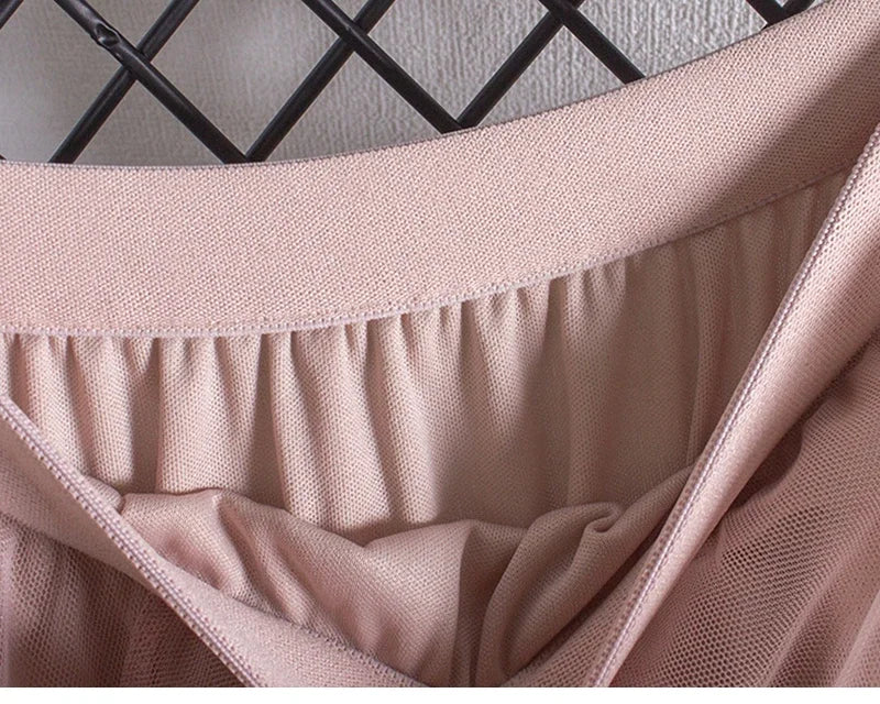 New large hem chiffon long skirt for women's Korean casual simple solid color three-layer A-line high waisted long skirt