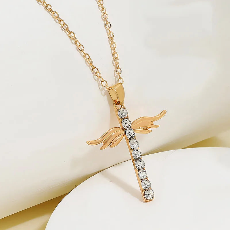 Punk Cross Pendant Gothic Imitation Pearls Necklace For Man Woman Y2K Choker Hiphop Star Trend Jewelry Premium Clavicle Chain