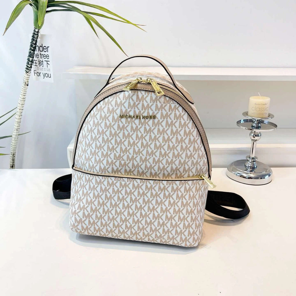 Michael Kors Sheila High-End Series 2026 New Fashion Versatile Urban Women's Large-Capacity Casual Travel Backpack, Simple PVC W