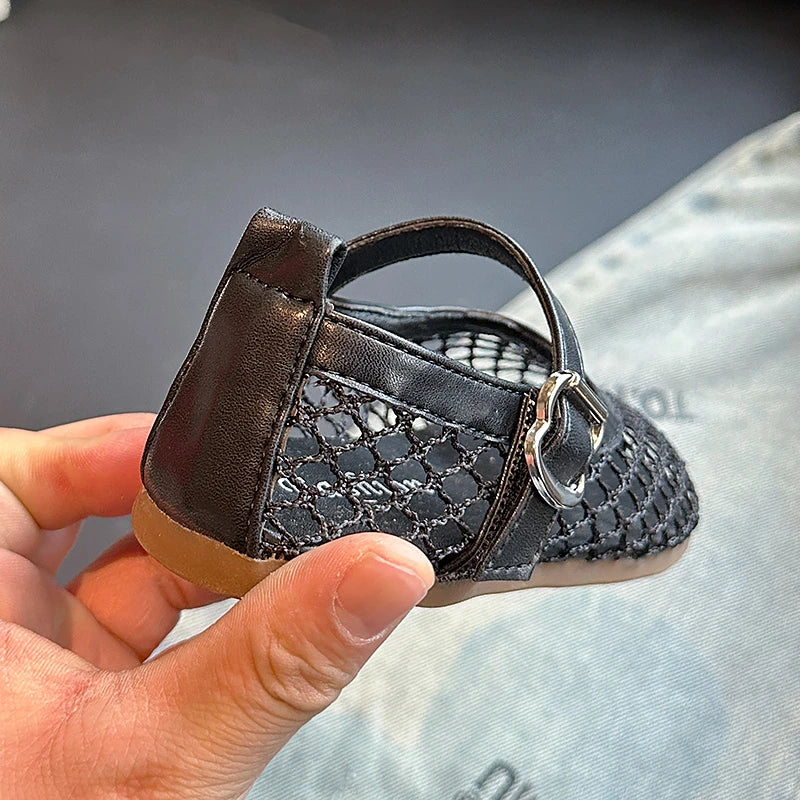 Children's Perforated Mesh Slip-on Shoes New Beige Breathable Boys' Girls' Leather Shoes Pink Soft Anti-slip Kids Baby Sandals