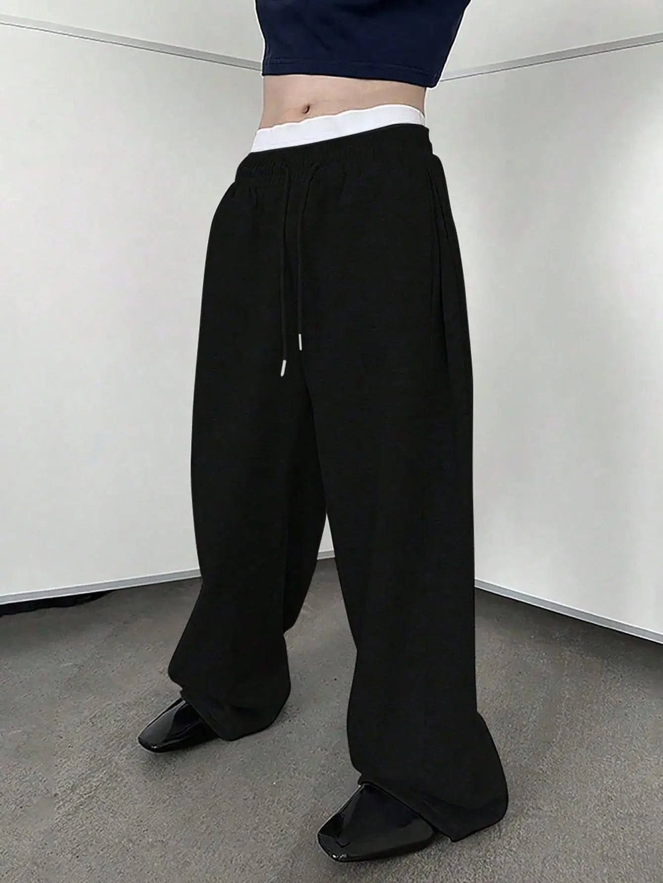 Mens Sweatpants Straight Fit Joggers for Sports and Streetwear Loose Oversized Casual Pant Drawstring Multi-pocket Men Long Pant