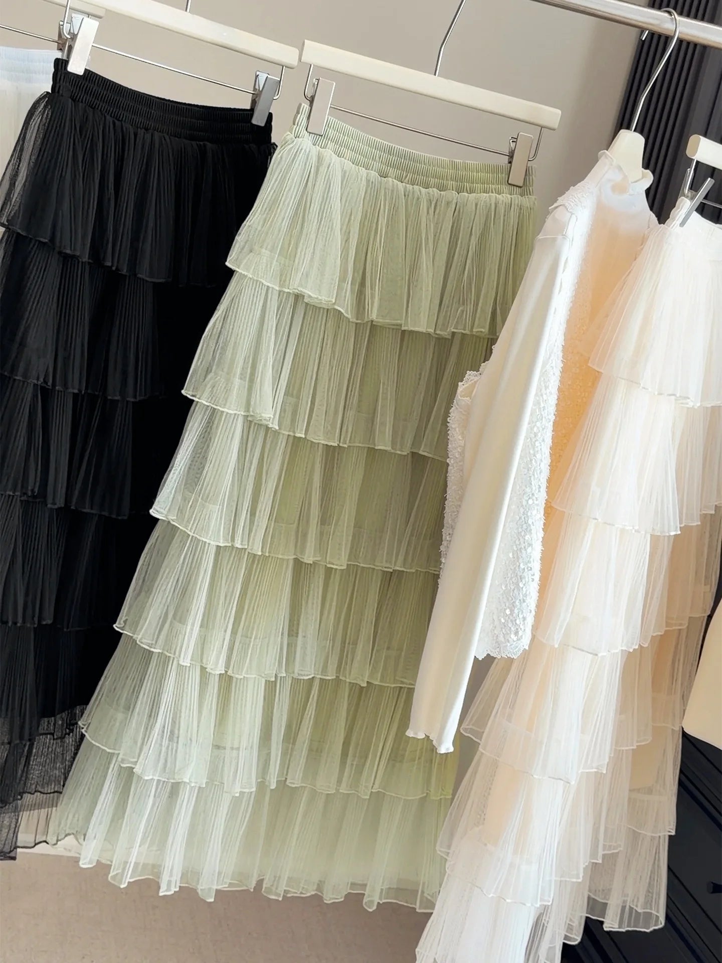 Seoulish Korean Style Layered Mesh Cake Midi Skirt 2026 Spring Women High Waist Elegant Tulle Skirt Female Long Skirts Party