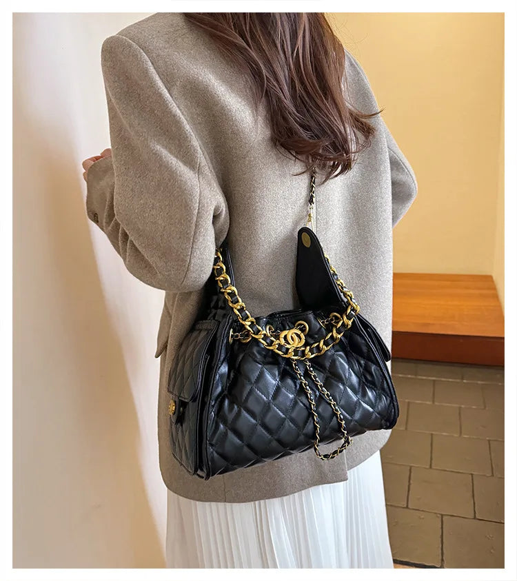 Quilted shoulder underarm bag, large-capacity hobo bag, bucket drawstring chain crossbody bag, women's handbag