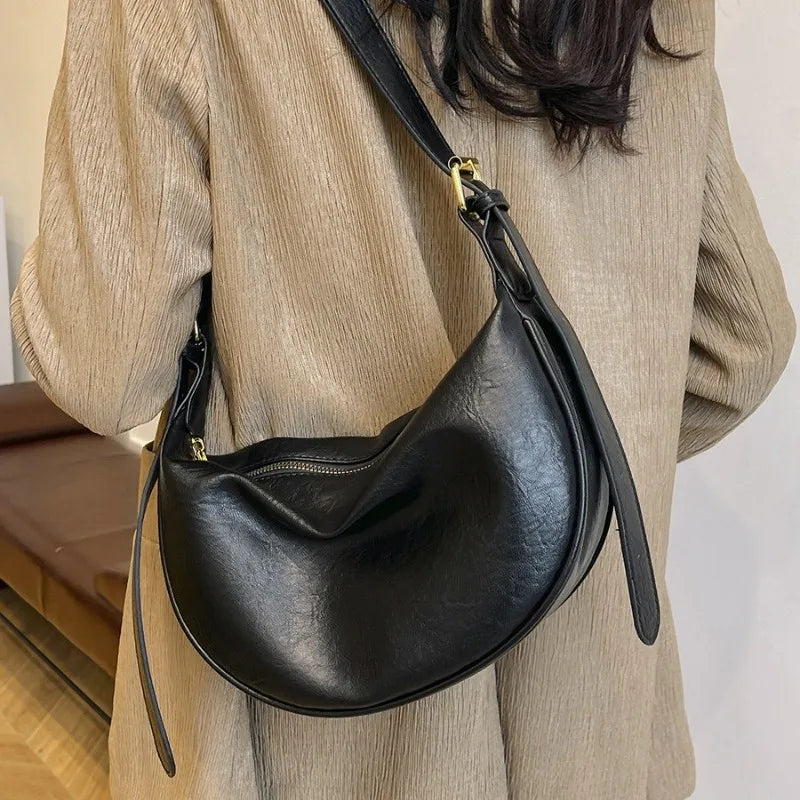 Women Vintage Soft Leather Dumpling Bag Fashion Adjustable Strap Crossbody Bag Large Capacity Crescent Shoulder Purse for Daily