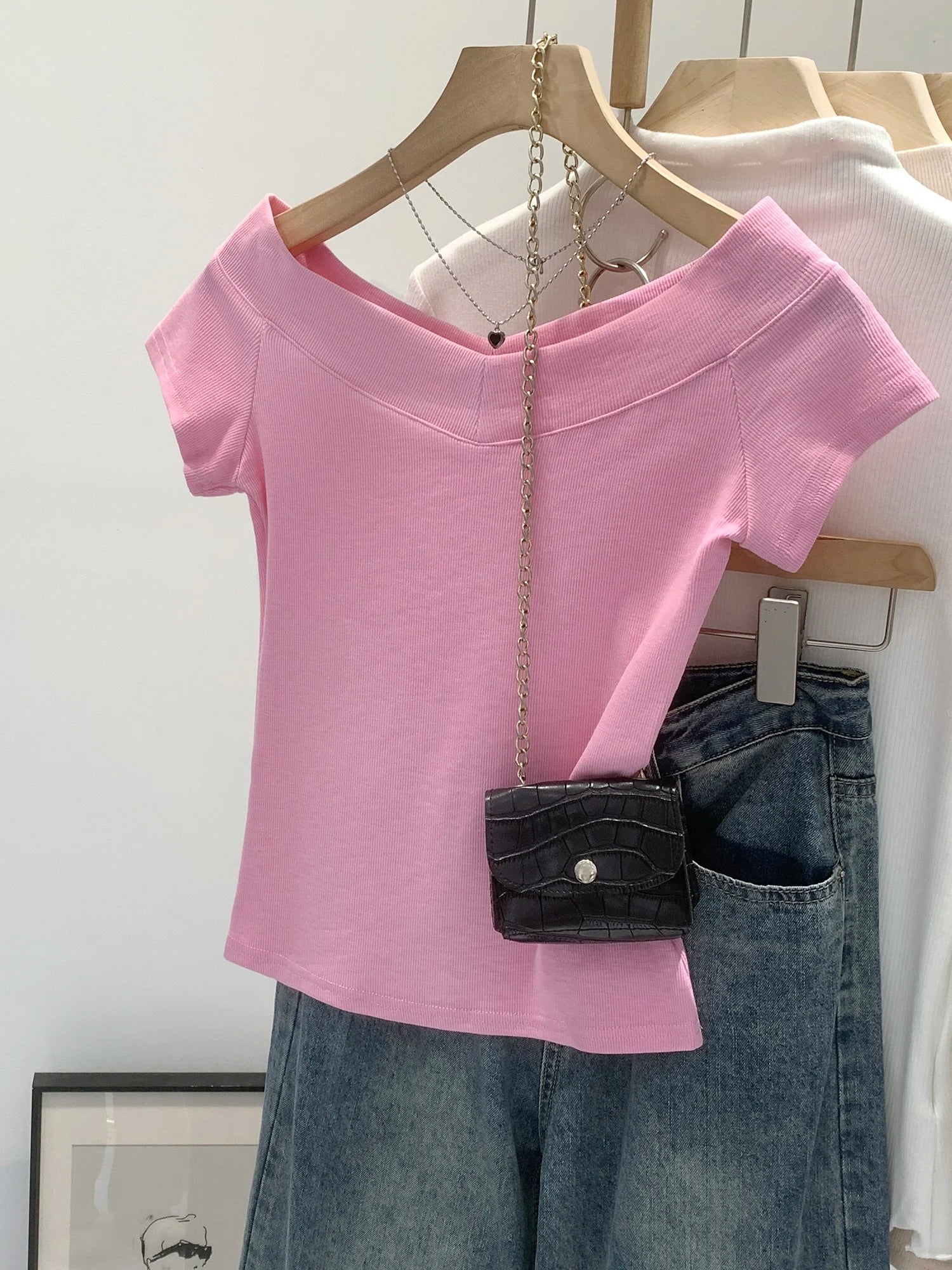 Pink Shoulder Bared Short Sleeve T Shirt Women's Summer New Style Ageless Lady Pure Desire Spicy Girl Top Simple Backless Design
