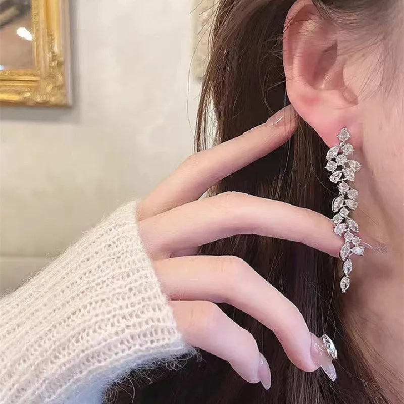 Exquisite Leaves Crystal Flower Stud Earrings For Women'S Aaa Zircon Rose Butterfly Tassel Earring Bride Wedding Jewelry
