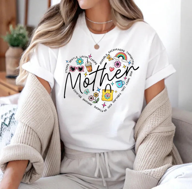 Mom Heart Graphic Tee | Women's Casual T-shirt