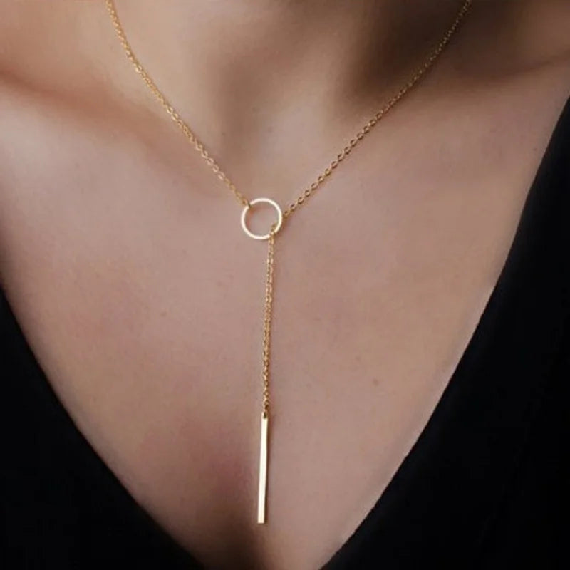 2025 New Fashion Necklace Design Ladies Fashion Metal Round Necklace Sales