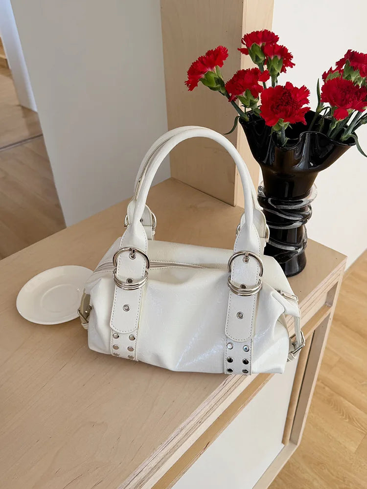 Fashion Rivet Women Shoulder Bag PU Leather Hot Girl Motorcycle Bag Bolsa Feminina Female Underarm Bag Ladies Big Handbag Black